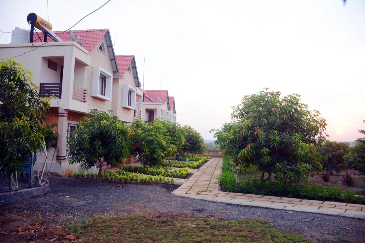 Wild Wadi Cottages Malanka Bagian luar foto